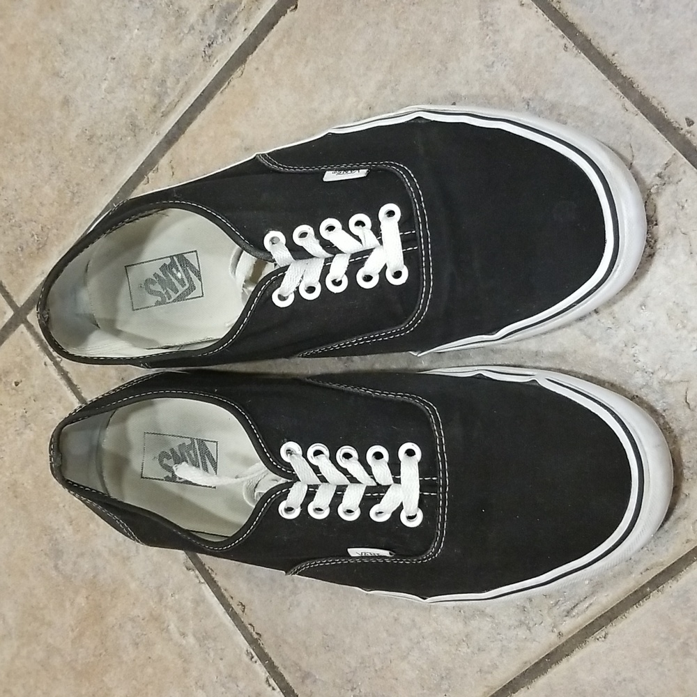 Vans tie sneakers